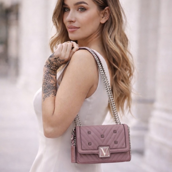 Victoria's Secret Mini Shoulder Bag Purse Crossbody V Quilt Logo in Lavender NWT - Picture 6 of 11